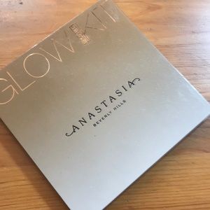 Anastasia Beverly Hills Glow Kit : Sun Dipped